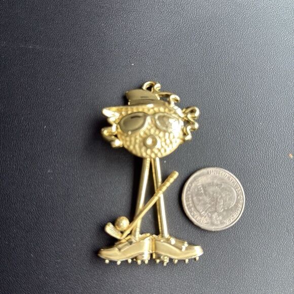 AJC Signed Articulating Gold Tone Vintage Lady Golfer Brooch. - Picture 4 of 7